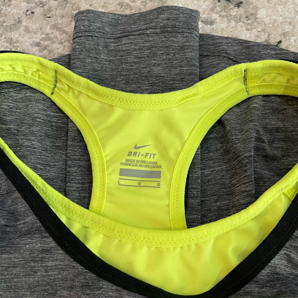 Nike Running Tank Size Large